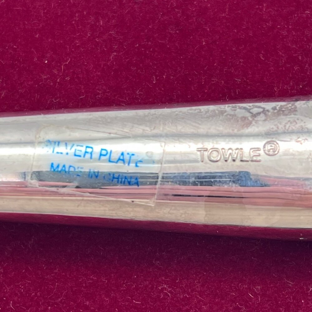Towle Silver Plated Serving Spoon 10" With Red Velvet Box - Picture 12 of 16